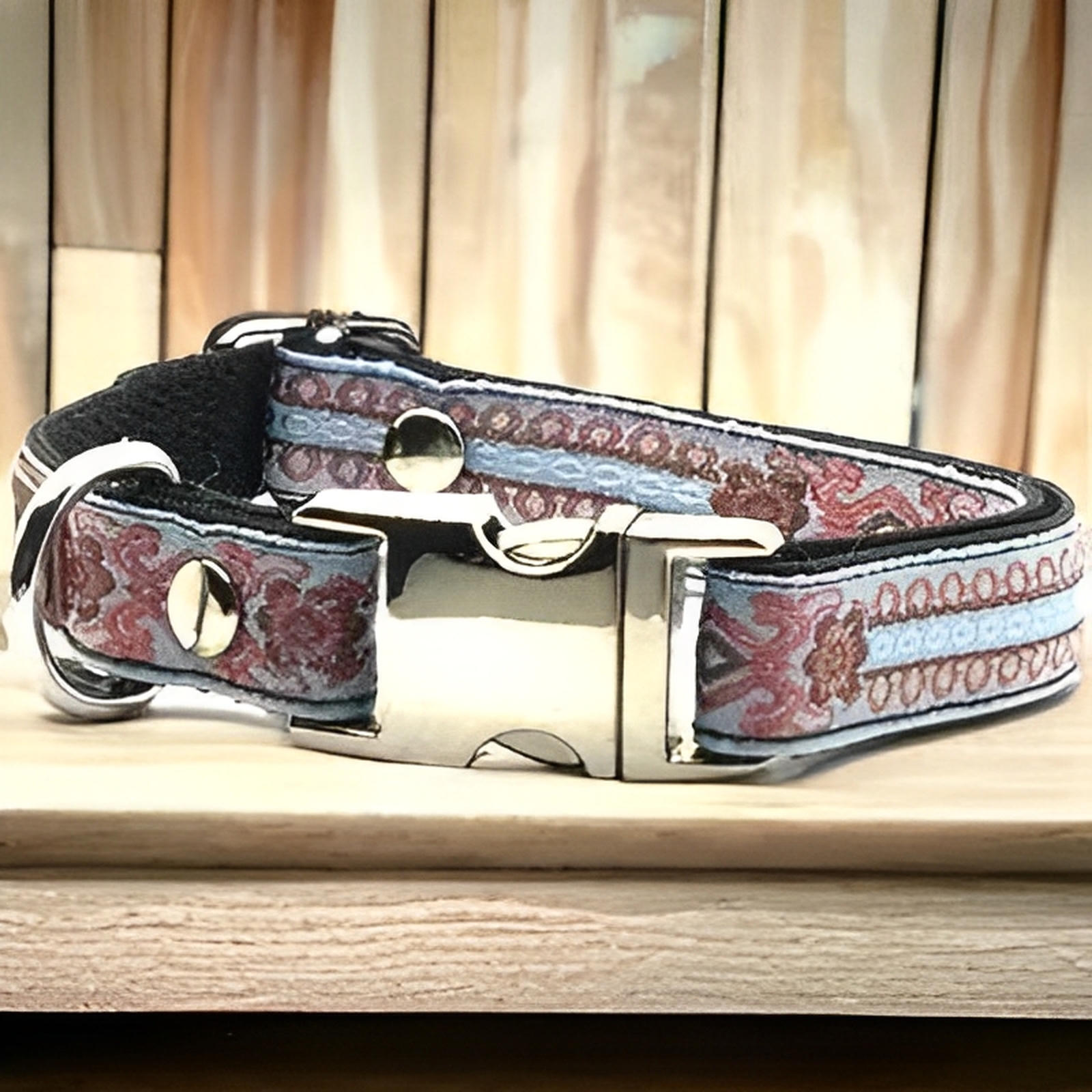 Regal Pup: Personalised Chic Dog Collar